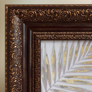 Уголок коричневой рамки с золотым узором